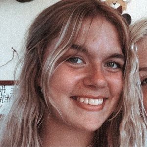 Meet your Posher, Lauren